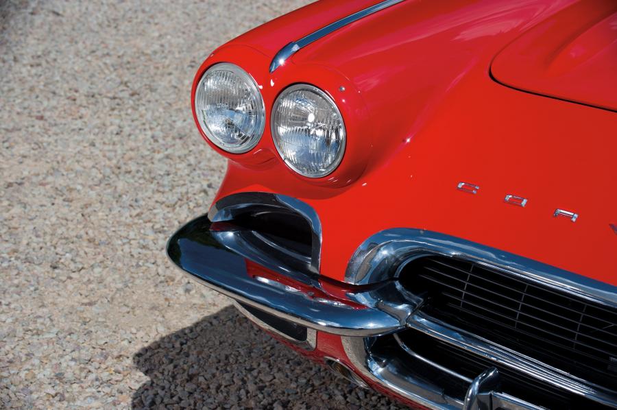 Chevrolet Corvette Convertible 1962 года  (фото 11 из 55)